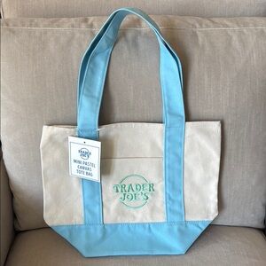 Trader Joe’s limited edition mini tote